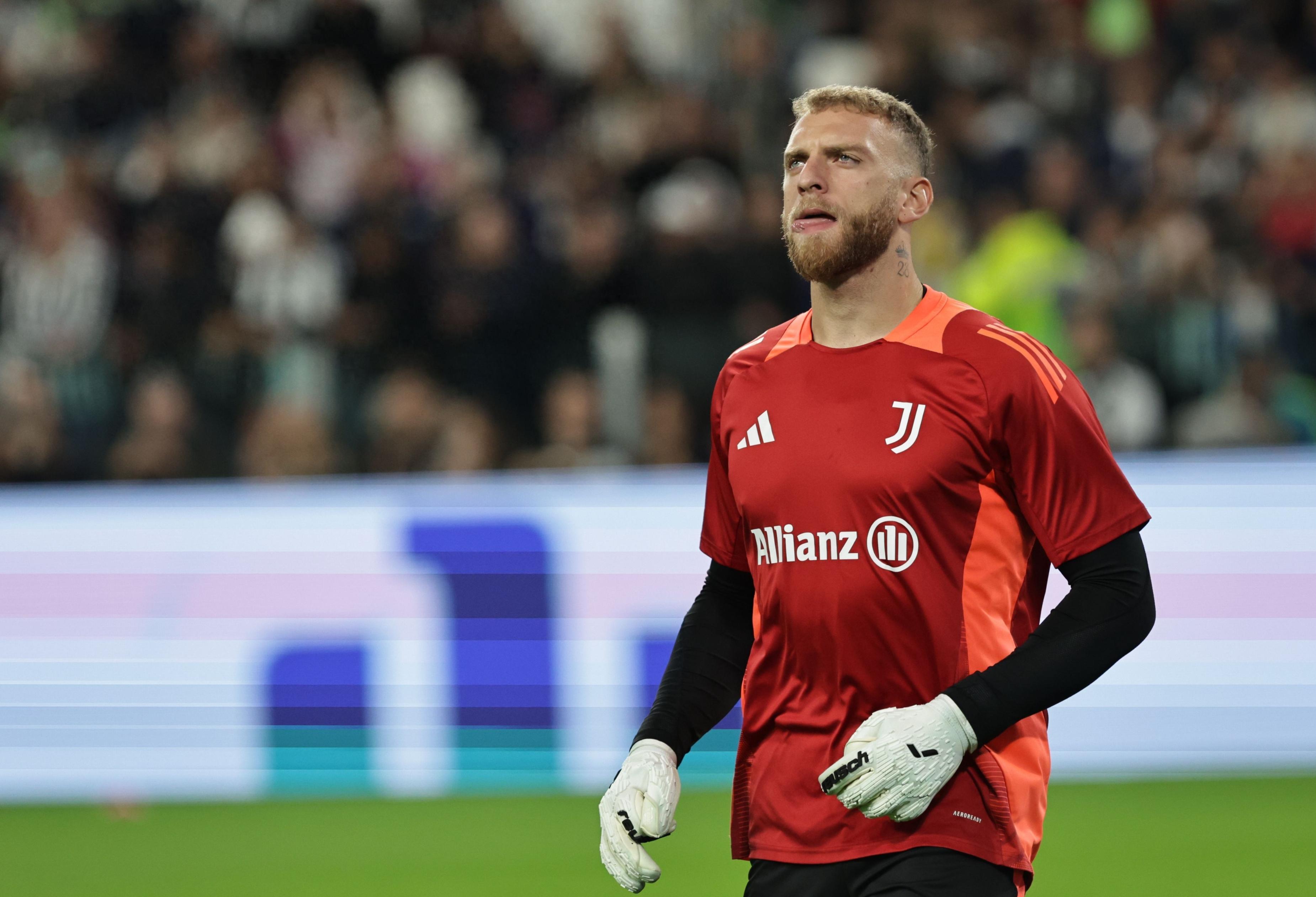 爱游戏APP-尤文门将多次救险，当选全场最佳球员，广告游戏各种.的简单介绍