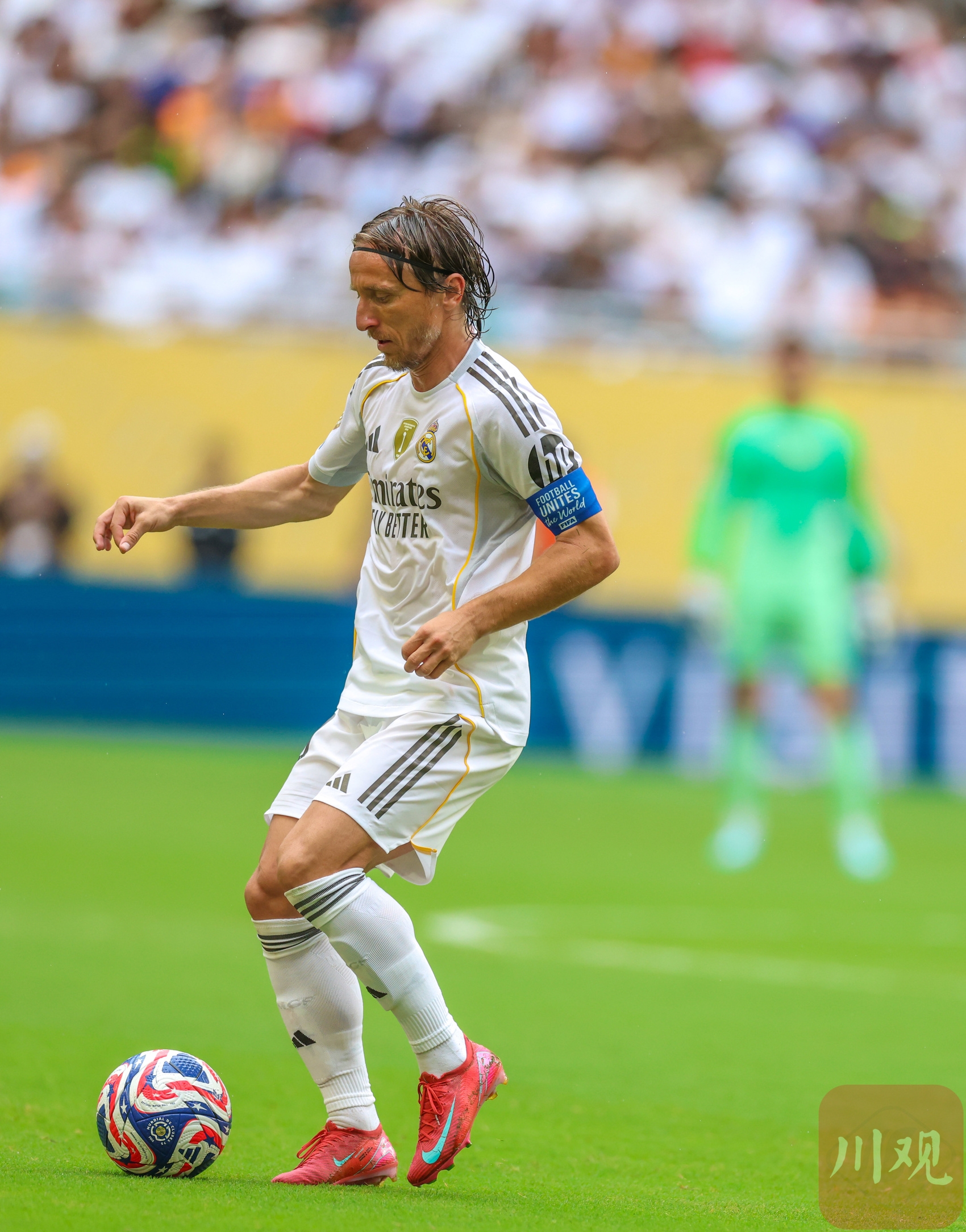 爱游戏-姆巴佩官方宣布比赛局势复杂新规，皇家马德里引发争议！